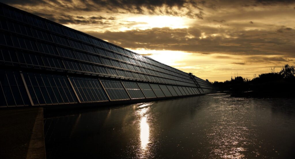 Energia solar funciona em dia de chuva?